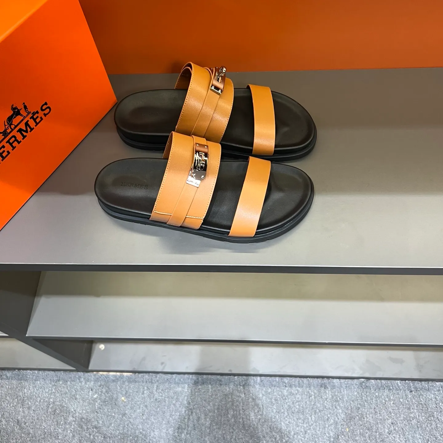 Men's shoes 💰300, size 38-45, the new 2014 summer Hermes shoes are the same as the original ones, handmade by masters! ❥High-end customization, exclusive products, the highest version in the industry⚠❥Using: Hermers upper: (pursuing top walking comfort) ✨Top quality on sale━━━━Hermes━━━━━